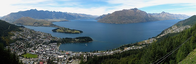 File:Lake Wakatipu from Queenstown gondola.jpg