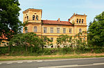 Mochtín, Nový Čestín castle.jpg