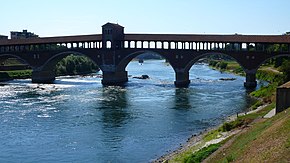 Ticino Nehri ve Eski Pavia köprüsü