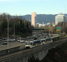 PortlandMAX-I84.jpg