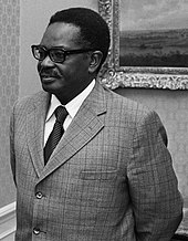 Agostinho Neto, first President of Angola. President MPLA, heer Neto door Den Uyl ontvangen premier Den Uyl en A Neto (r), Bestanddeelnr 927-8518 (cropped).jpg