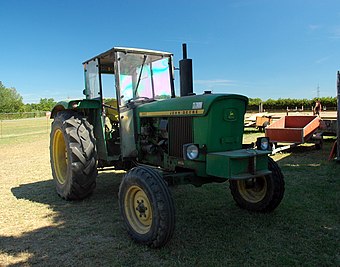 John Deere 2020