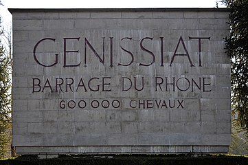 Talsperre Genissiat Monument