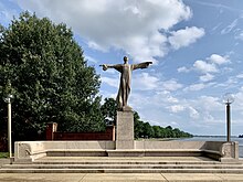 Titanic Memorial, Southwest quadrant Titanic Memorial (Washington, D.C.).jpg