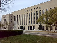 Vista exterior del edificio E. Barrett Prettyman Courthouse en Washington, D.C.