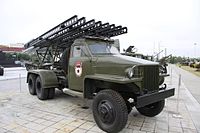 Studebaker US6 usado como plataforma para o lançador Katyusha pelo Exército Vermelho na Segunda Guerra Mundial