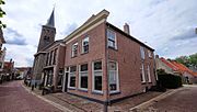 Herfoarme tsjerke sjoen fan de hoeke Kerkstraat mei Synagogestraat ôf (2015)