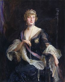 Augusta Victoria of Hohenzollern-Sigmaringen, titular queen of Portugal.jpg