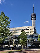 KPN gebouw en zendmast Bezuidenhout uit 1965