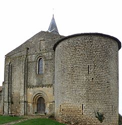 The church in Château-Larcher