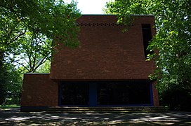 Kapelle auf dem Friedhof St. Johannis und Heiland, Nordufer 31 (1961–64)