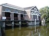 Stoomgemaal van het Hoogheemraadschap. Gebouwd stoomgemaal ter bemaling van de Haarlemmermeer, later verbeterd en gemoderniseerd. Gebouwen en machines zijn nog geheel intact en bedrijfswaardig
