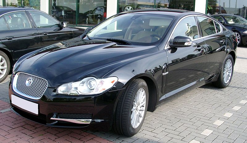 Bestand:Jaguar XF front 20080731.jpg