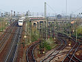 Blick auf die Mannheimer Containerbahnhofbrücke vom Neckarauer Übergang