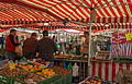 Nuremberg,_Hauptmarkt_and_Frauenkirche_4648