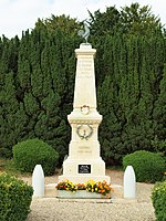 Monument aux morts d'Ouanne