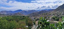 ازعمده محصولات این روستا می توان به انار درجه یک ، انجیر ، توت ، گردو ،انگور ، خرمالو و زرد آلو اشاره کرد.