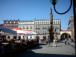 Anvista d'o centro de Racibórz, en a plaza d'o mercato