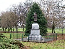 Sean Russell's statue in Fairview Park, Dublin.jpg