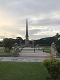 Miniatura para Monumento nacional a la Guerra (Colombo)