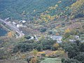 Vista da aldea e a estación de ferrocarril