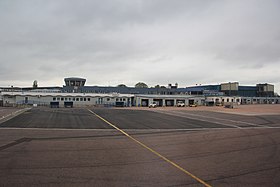 L'aéroport vu des pistes.