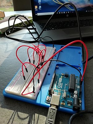 Tutti i collegamenti sulla breadboard