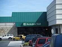 Berkshire Mall PA северный вход.jpg