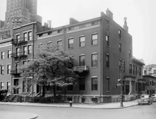 Historic NYUSilver Townhouses. Black & white townhouse.png