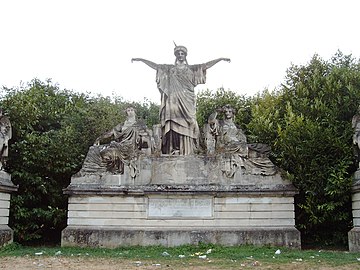 Սեն Կլու այգում «Ֆրանսիան թագադրում է Արվեստը և Արդյունաբերությունը» քանդակախումբ