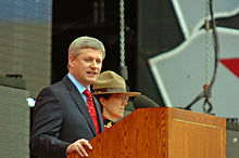 Prime Minister Stephen Harper speaking at 2009 Canada Day celebrations on Parliament Hill in Ottawa. Harper Canada Day 09.jpg