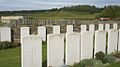 Le cimetière et en arrière-plan le Massif St-Thierry.