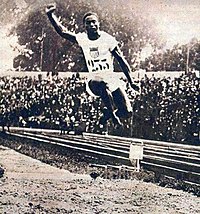 L'étudiant William DeHart Hubbard, vainqueur du saut en longueur aux JO 1924.jpg