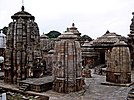 Lord Lingaraj Temple With all minar temples.jpg