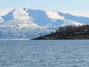 Oftotfjord im April