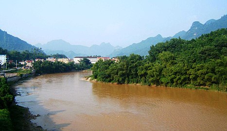 Sông Lô, đoạn phía nam thành phố Hà Giang