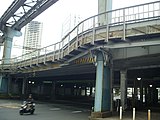 金杉橋梁（浜松町 - 東京貨物ターミナル、2017年5月）