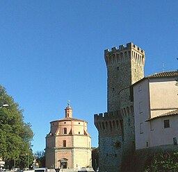 La Rocca och la Chiesa di Santa Maria della Reggia