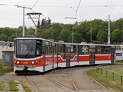 Tramvaj Tatra KT8D5R.N2P v Praze