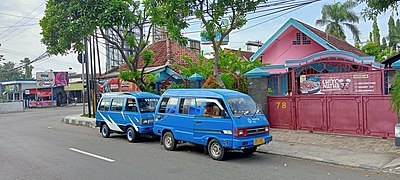 Moda transportasi angkutan kota Pasuruan