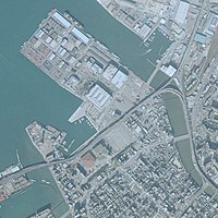 1998年11月12日撮影の福岡市沖浜町、石城町及び築港本町の航空写真