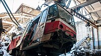 Zničená tramvaj T6A5 v depu Saltivske