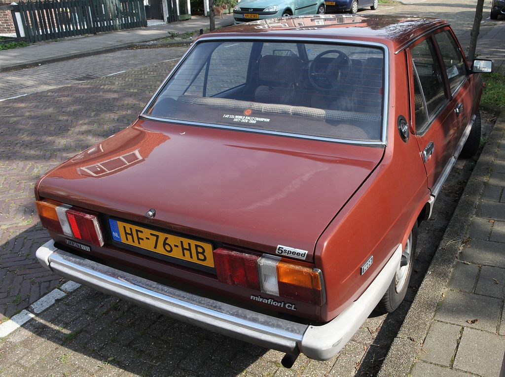 FileFiat 131 Mirafiori CL 1600 Flickr Joost J Bakker IJmuiden 