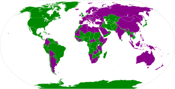 In the French language, countries can have masculine (green) or feminine (purple) names. Except for certain islands and Mexique, Mozambique, Cambodge and Zimbabwe, the gender depends on whether the country name ends in -e. French country name genders.svg