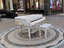 Piano Victoria Quarter 8 ноября 2018 2.jpg