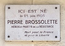 Plaque au no 77 bis.