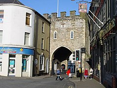 Town Gate, Chepstow.jpg