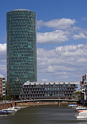 Westhafen Tower 2009 1.jpg