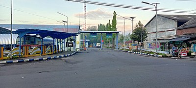 Gerbang masuk terminal