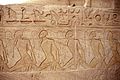 Relief nubischer Gefangener am Zugang zum Großen Tempels von Abu Simbel